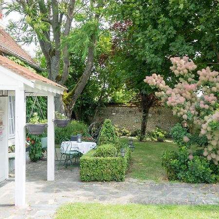 Les Anges Reveurs Bed & Breakfast Neuville-aux-Bois Exterior photo