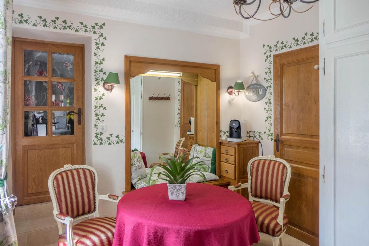 Les Anges Reveurs Bed & Breakfast Neuville-aux-Bois Exterior photo